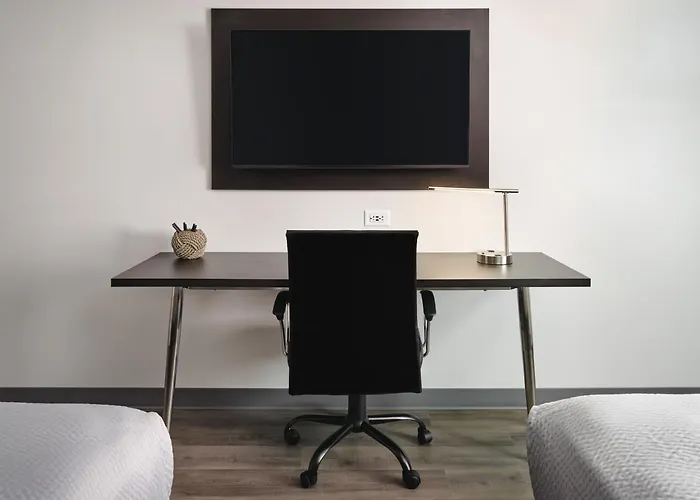 Hotel Stayapt North Charleston